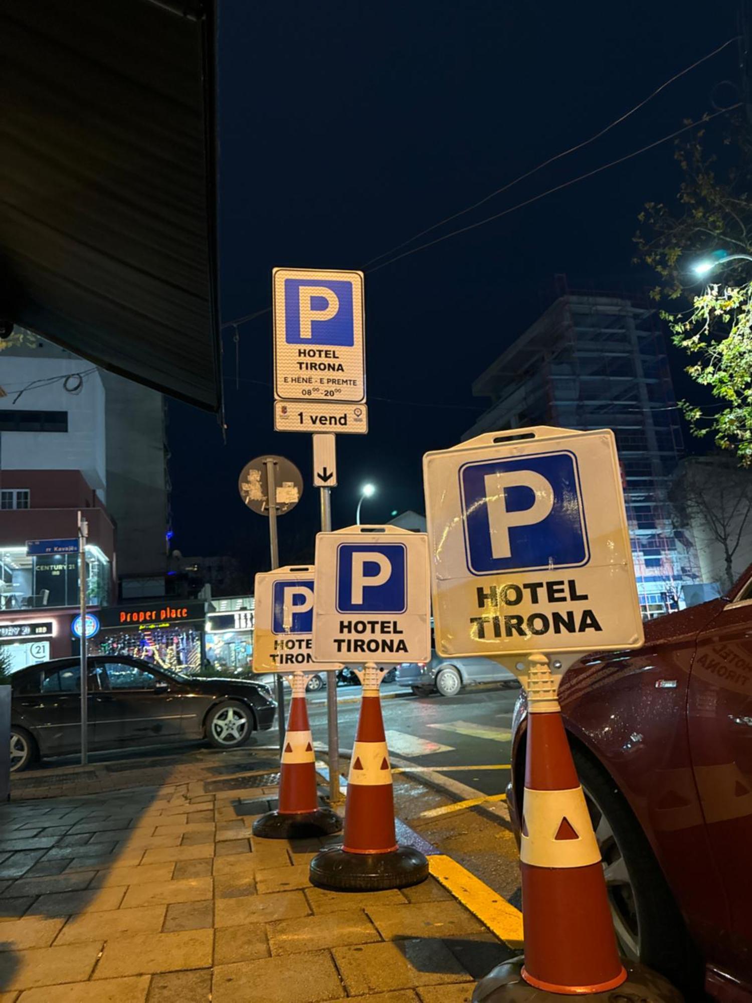 Hotel Tirona Tirana Esterno foto