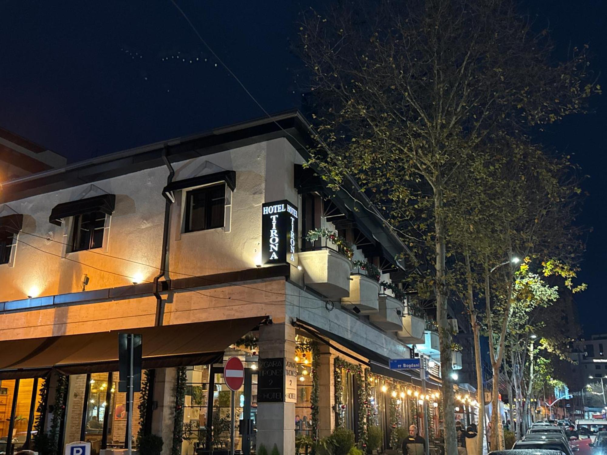 Hotel Tirona Tirana Esterno foto